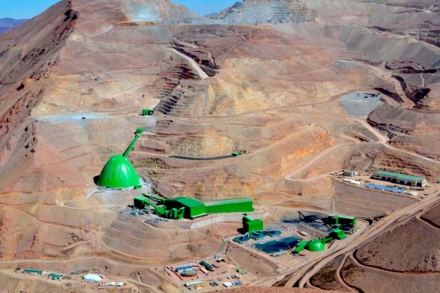 Lundin Mining pays $950 million for controlling stake in Caserones copper mine in Chile