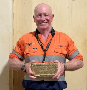 Endeavour Mining pours first gold at Lafigué mine
